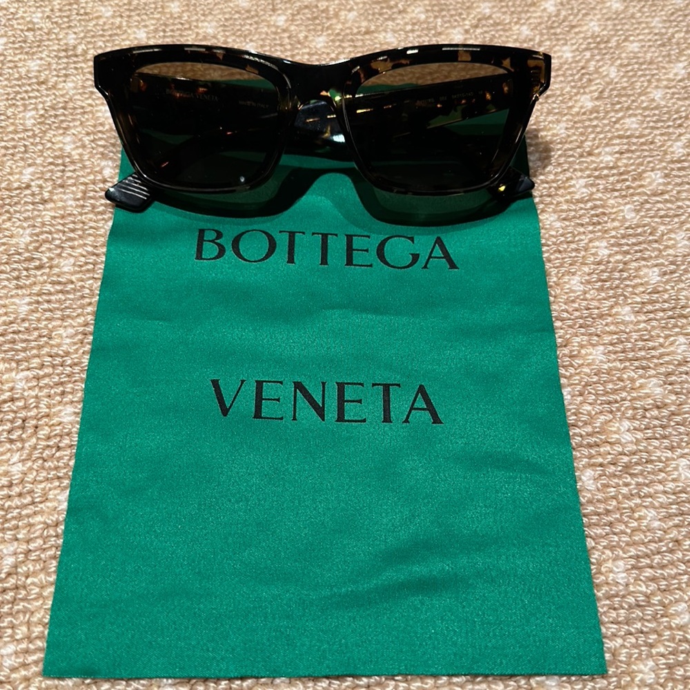 Bottega Veneta Sunglasses